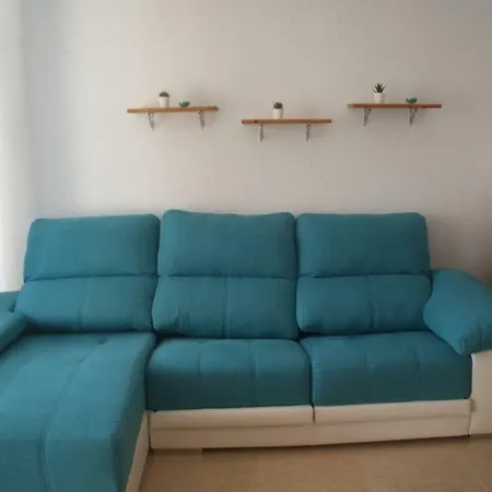 Apartamento Calle Gabarra A 150 M De La Playa Torre Del Mar